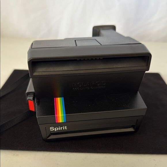 Polaroid Spirit 600 land striped Camera - Black - Picture 2 of 5
